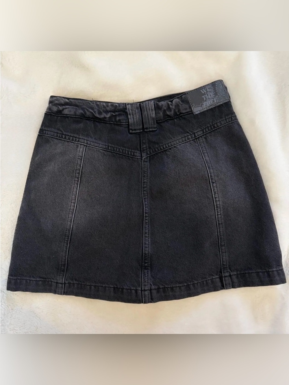 Free People - Faded Black Midnight Sun Mid Rise Denim Mini Skirt/Skort Size 25 - Picture 6 of 14